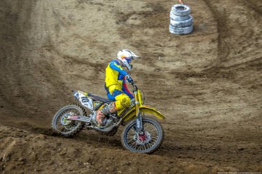 Motocross yarışmalarda Temirtau 29.10.2017 yıl. Karaganda.Kazakhstan şehir.
