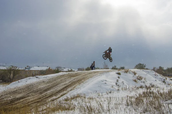 Διαγωνισμός Motocross Στην Novodolynka 2016 Πόλη Της Καραγάνδας Καζακστάν — Φωτογραφία Αρχείου