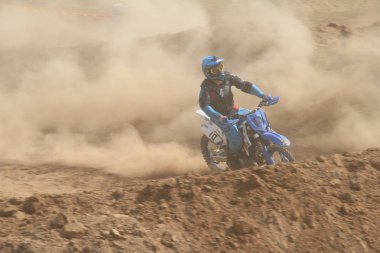 Temirtau 'daki motokros müsabakaları 26.08.2017 yılındaydı. Karaganda. Kazakistan.