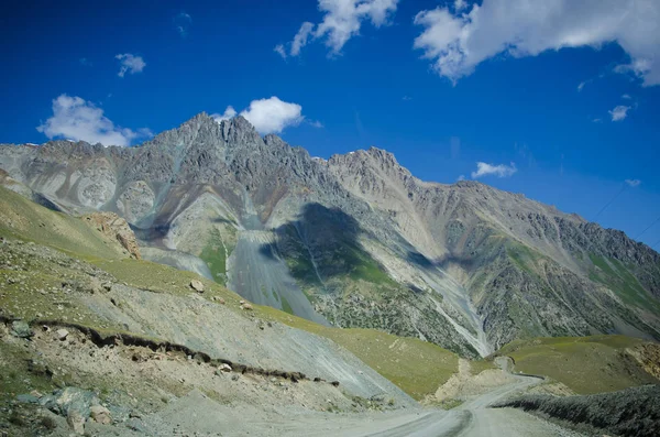 Hory Kyrgyzstánu Příroda — Stock fotografie