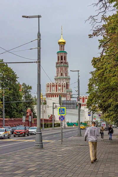 Moskva Rusko 2020 Pohled Zvonici Kláštera Novodevichy Lužického Průchodu — Stock fotografie