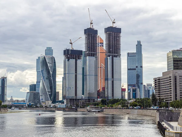 Moskou Rusland 2020 Ultramoderne Zakencentrum Van Moskou Stad Aan Dijk — Stockfoto