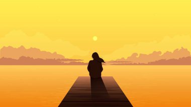 Günbatımında yalnız kız silueti. Yalnız üzgün, hayalperest kadın turuncu gün batımını seyrediyor..