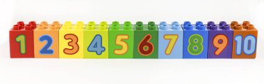 Tasarımcıya 1 ile 10 arasında gösterilen parlak ve renkli sayılar. çocukları saymada eğitmek.