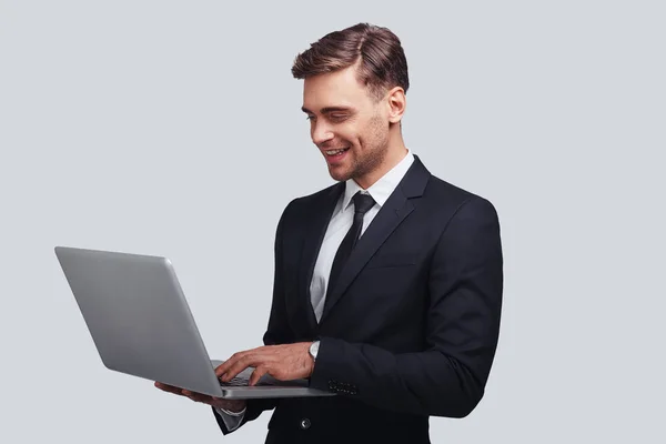 Confident Businessman Suit Using Laptop Studio — Stock Photo, Image