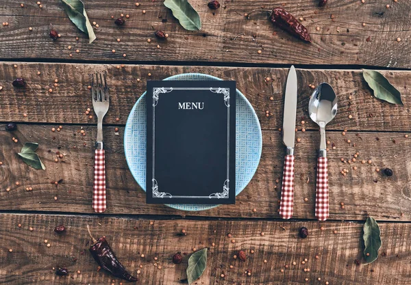 Flat Lay Shot Empty Plate Fork Spoon Knife Closed Menu — Stock Photo, Image