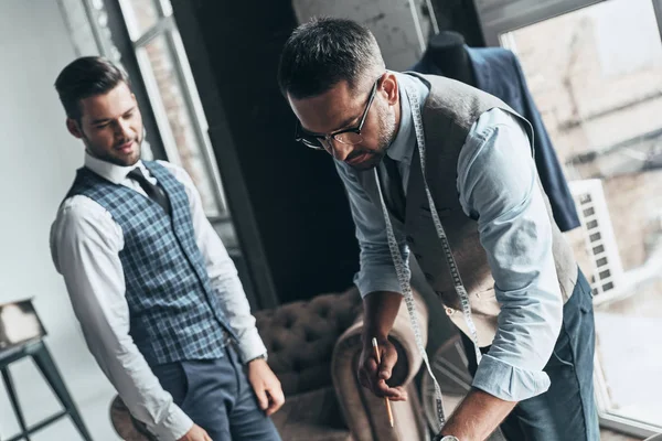 Two Young Fashionable Men Having Discussion While Spending Time Workshop — Stock Photo, Image