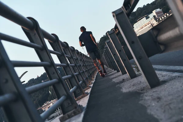 Volle Länge Rückansicht Eines Mannes Sportkleidung Beim Joggen Freien — Stockfoto