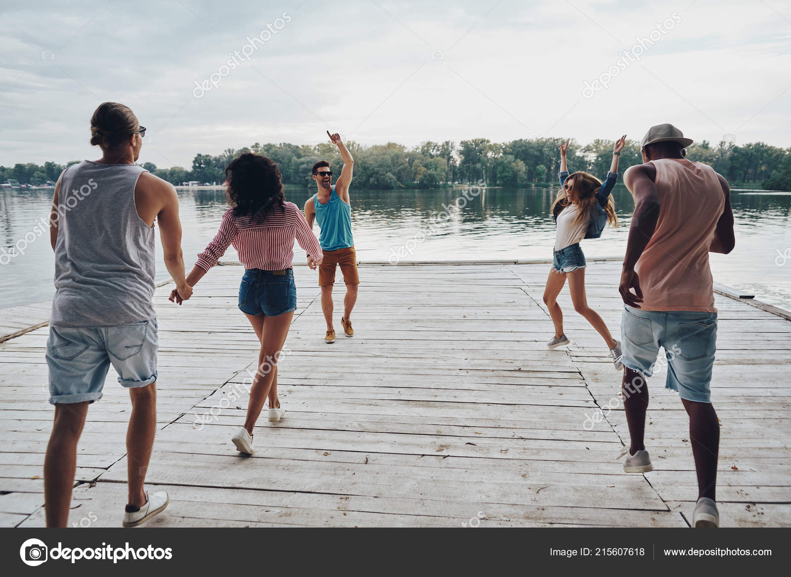 lake casual attire