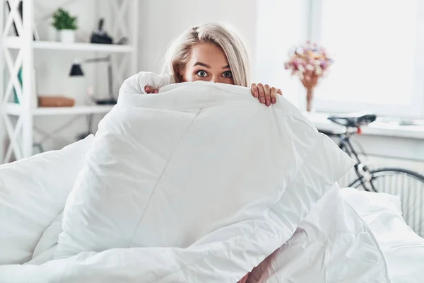 Attractive Young Woman Covering Half Her Face Blanket Looking Camera — Stock Photo, Image