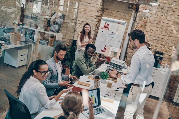 Groep Zakelijke Collega Die Communiceren Werken Office — Stockfoto