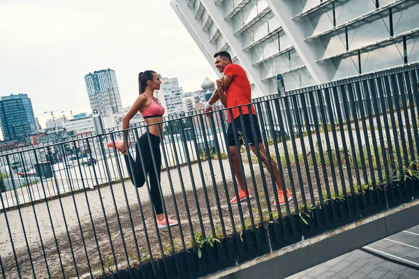 Full Length Self Motivated Young Couple Sports Clothing Warming Stretching — Stock Photo, Image