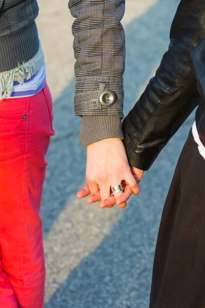 Crop Photo Two Women Holding Hands Tight — Stock Photo, Image