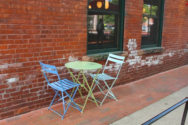 Small Table Chairs Outdoor Cafe — Stock Photo, Image