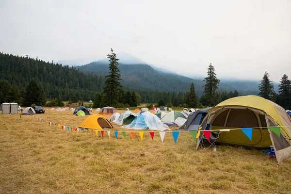 Terwilliger feuercamp im willamette nationalwald — Stockfoto