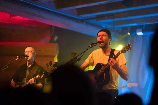 Doug Fir Portland Oregon performansta Novo Amor — Stok fotoğraf