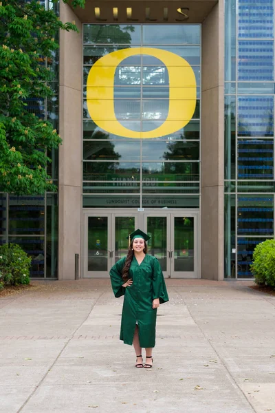 University of Oregon College grad Editorial w Eugene — Zdjęcie stockowe