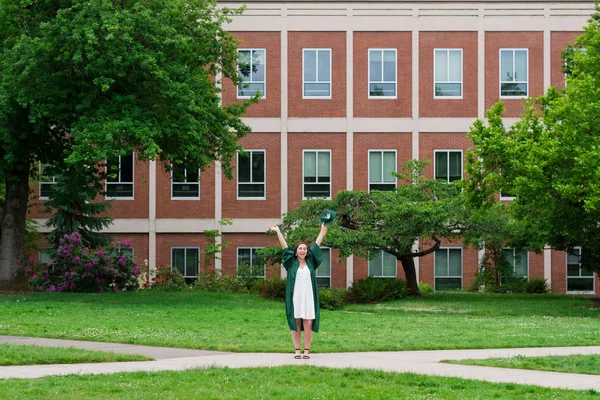 University of Oregon examen på campus i Eugene — Stockfoto