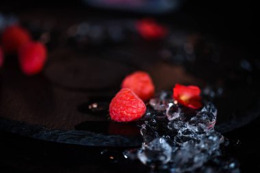 lezzetli ahududu ve limon kokteyli