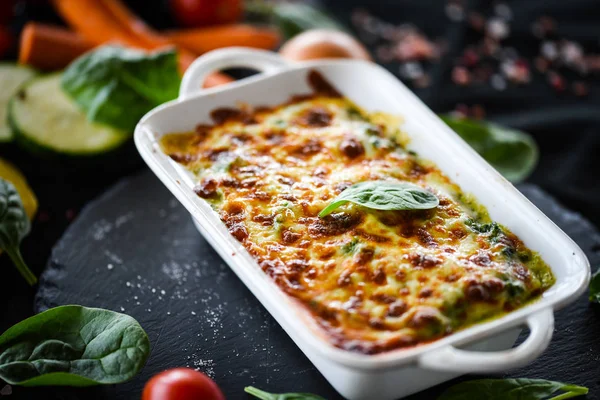 Home Made Italian Lasagna Fresh Delicious Ingredients — Stock Photo, Image