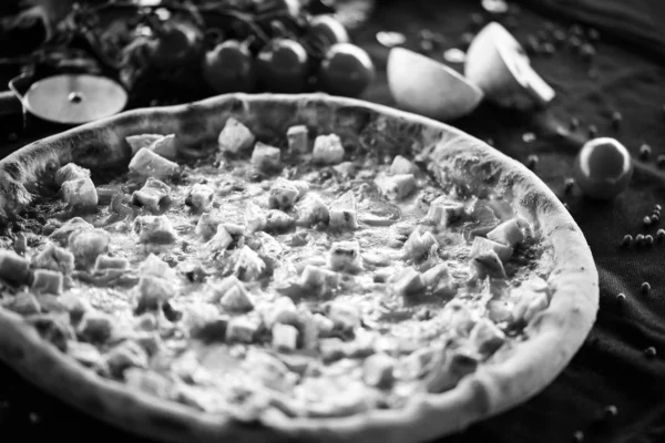 Leckere Italienische Pizza Mit Frischen Zutaten Diavola Capriciosa Margarita Prosciutto — Stockfoto
