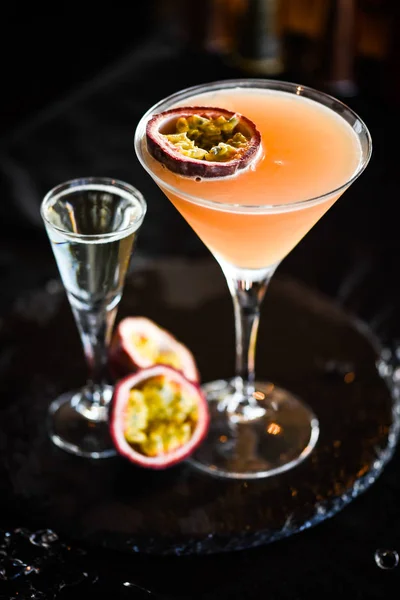 Passion Fruit Prosseco Cocktail — ストック写真