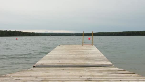 Slider Dock Στο Riding Mountain National Park Καναδά — Αρχείο Βίντεο