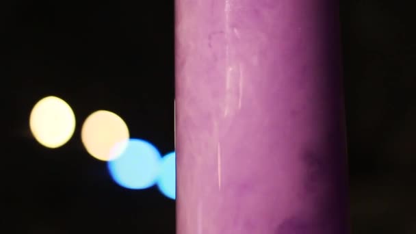 ピンクの液体煙でチューブで科学博物館 — ストック動画