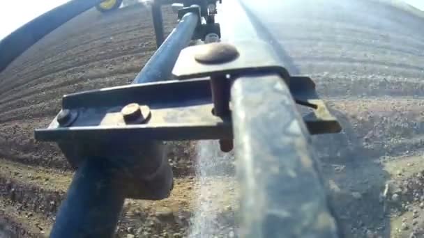 Kilátás Fúvóka Miközben Dolgozik Területen Fúvóka Működés Traktor Permetezőgép Dolgoznak — Stock videók
