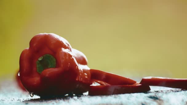 Komposition Von Rotem Frischem Pfeffer Der Natur Regen Paprika Auf — Stockvideo