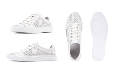 Erkek kahverengi mokasen, loafer'lar beyaz arka plan izole. Yan v