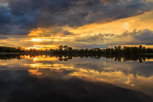 Sunset in Ukraine. Kiev region. 31. 05. 2020 — Stock Photo, Image