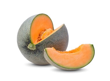 Kavun dilimleri beyaz arkaplanda izole edilmiş.
