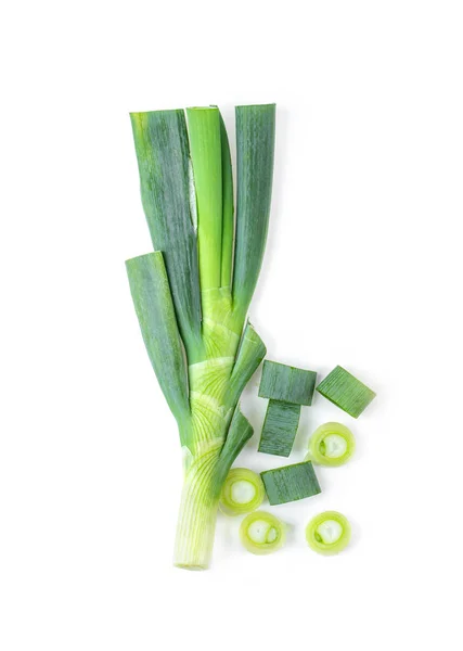 Grön japansk Bunching Onion på vit bakgrund. ovanifrån — Stockfoto