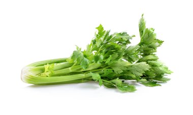 Kereviz beyaz arka planda izole edilmiş. tam alan derinliği