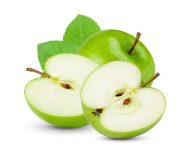  Taze yeşil elma ve beyaz zemin üzerinde yaprak izole edilmiş su damlası ile tam derinlik 