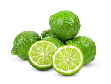 Beyaz arka planda izole edilmiş Bergamot veya kaffir limon meyvesi