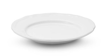 Beyaz arkaplanda izole edilmiş beyaz seramik tabağı 