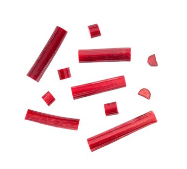 Rubarb sapları beyaz arka planda izole edilmiş. en üstteki görünüm