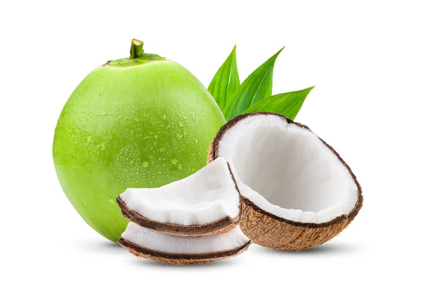 Grüne Junge Kokosnuss Mit Wassertropfen Isoliert Auf Weißem Hintergrund — Stockfoto