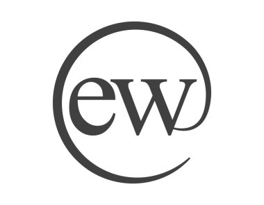 Çember şeklinde e-posta işareti tarzında iki harften oluşan EW logosu. E ve W marka kimliği için şirket logosu.