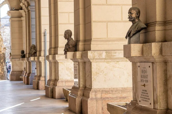 Budapeste Hungria Fevereiro 2020 Busto Bronze Albert Bedo Parede Pedra — Fotografia de Stock