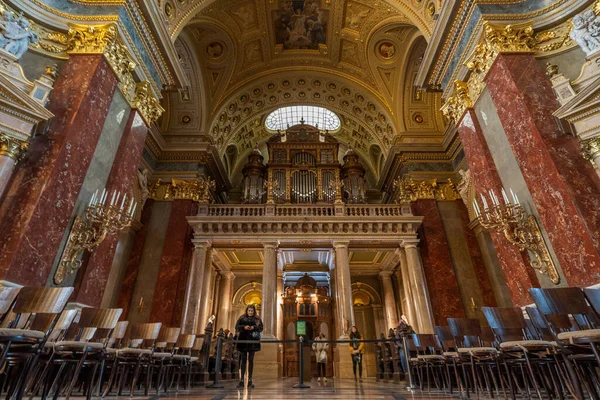 Façade Tuyaux Orgue Avec Plafond Fresque Dorée Dans Basilique Saint — Photo