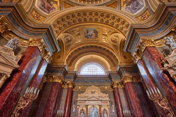 Budapest Hungary Feb 2020 Ceiling View Coat Arms Window Stephens — 스톡 사진