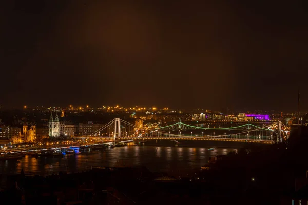 Inner City Parish Church Elisabeth Bridge Danube River Night — Stock Photo, Image