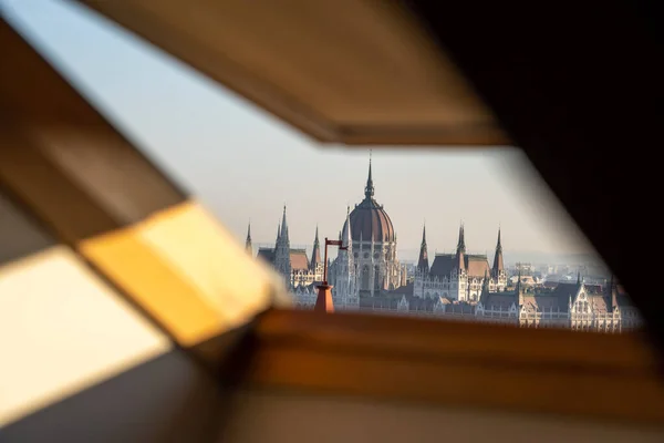 Hungary Parliament Dome View Resident Window Buda Area Winter Morning — Stock Photo, Image