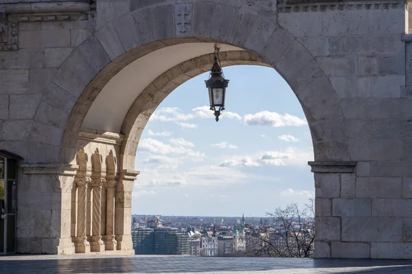 Arco Con Columnas Bastión Del Pescador Colina Buda Budapest Invierno — Foto de Stock