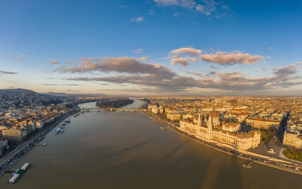 Vista Aérea Del Parlamento Húngaro Isla Margarita Río Danubio Budapest — Foto de Stock
