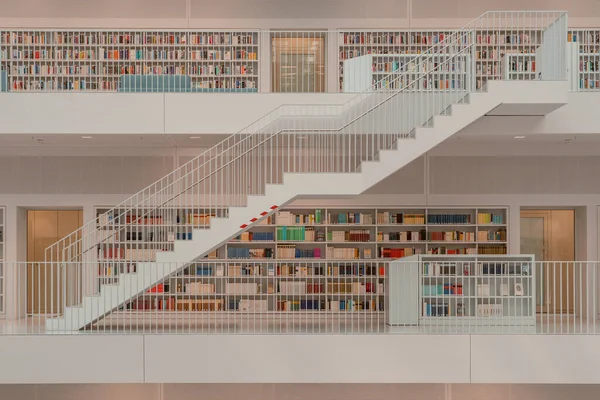 Stuttgart Germany Aug 2020 Stairs Stadtbibliothek Public Library Sun Light — Stock Photo, Image