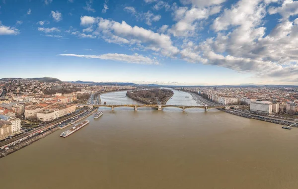 Aerial Drone Shot Margret Bridge Danube Budapest Winter Morning Time — Foto de Stock